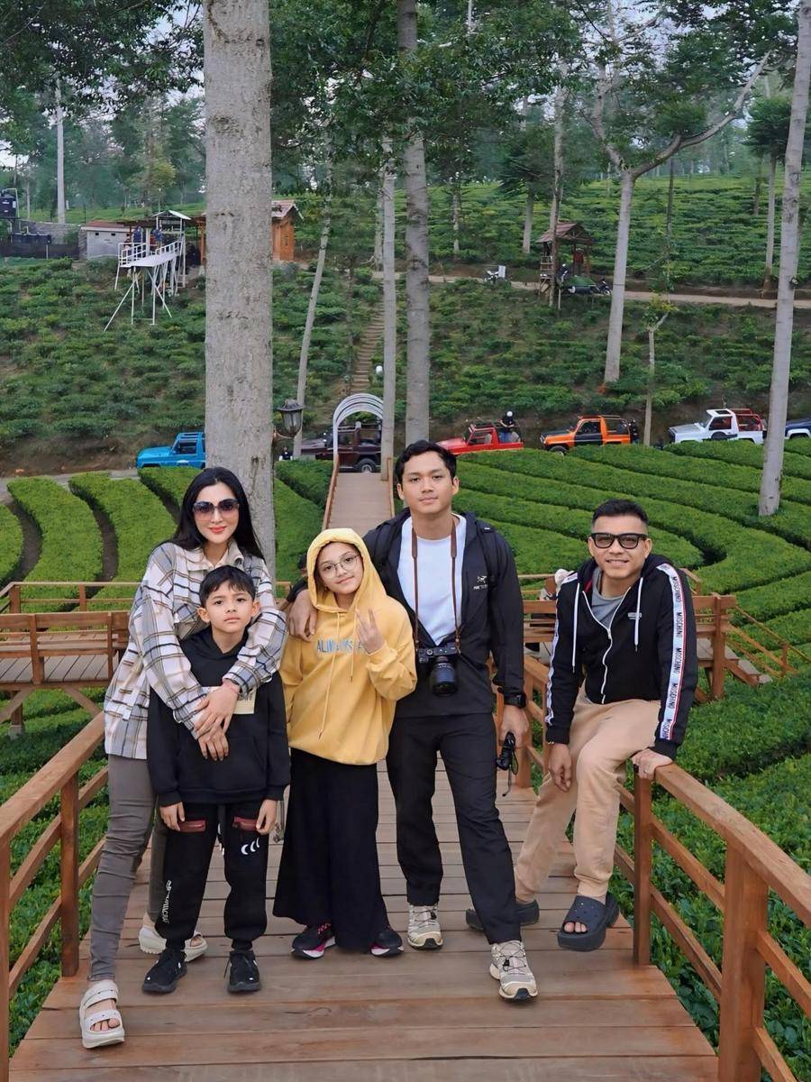 potret keluarga Ashanty 