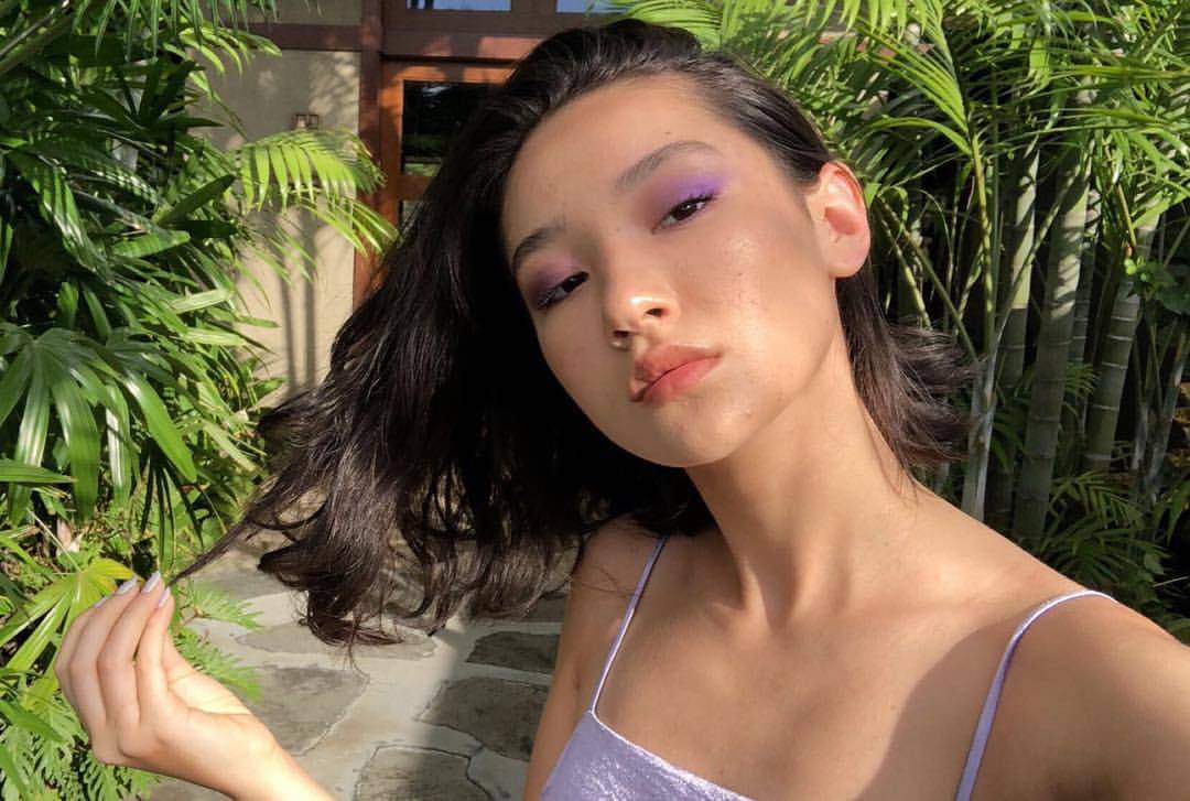 Inspirasi makeup ala Minnie Mills (instagram.com/minnie.mills)