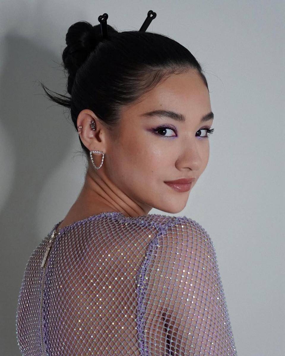 Inspirasi makeup ala Minnie Mills (instagram.com/minnie.mills)