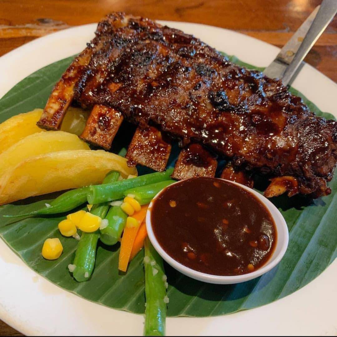 pork ribs di Warung Kayana (instagram.com/kayanawarung)