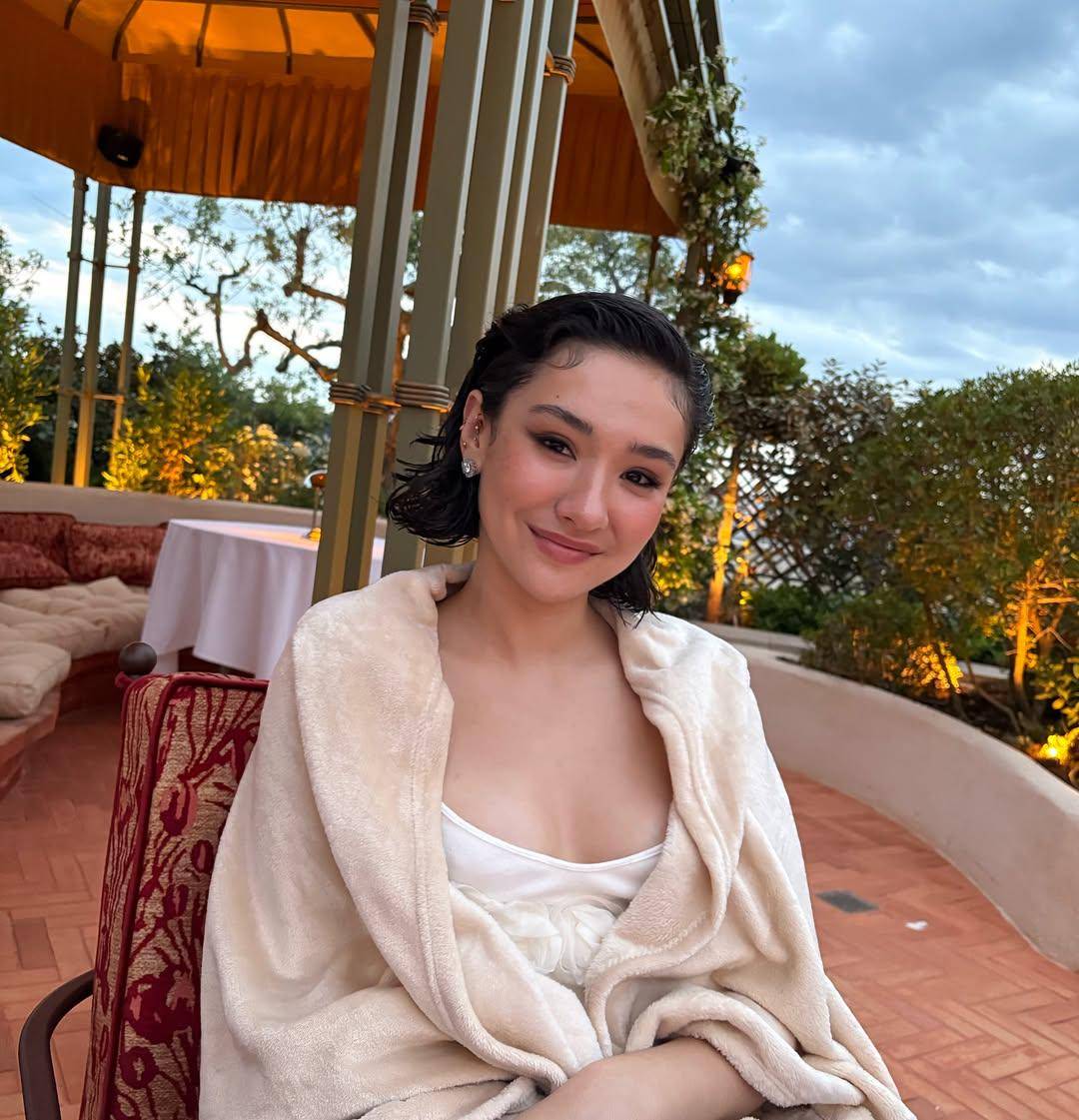 Inspirasi makeup ala Minnie Mills (instagram.com/minnie.mills)