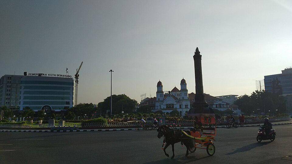 Pemandangan di daerah Tugu Muda, Kota Semarang. (commons.wikimedia.org/Farhan Syafiq Fadillah)