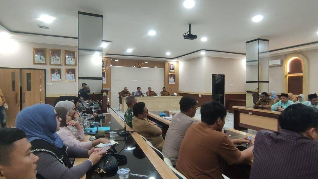 Wali murid Al Izzah saat audiensi dengan Wali Kota Serang