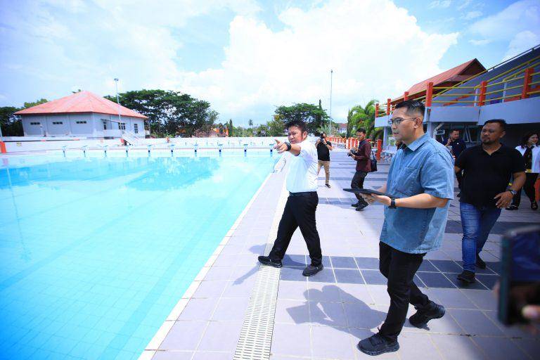 Gubernur Sumsel Herman Deru didampingi Bupati Muba Toha saat meninjau venue Porprov. (Dok. Pemkab Muba)