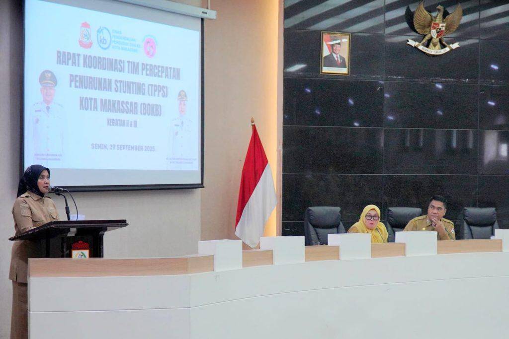 Wakil Wali Kota Makassar Aliyah Mustika Ilham pada Rapat Koordinasi Pelaksanaan Kegiatan Pencegahan dan Penurunan Stunting Tingkat Kota Makassar di Ruang Rapat Sipakatau, Kantor Wali Kota Makassar, Senin (29/9/2025). (Dok. Humas Pemkot Makassar)