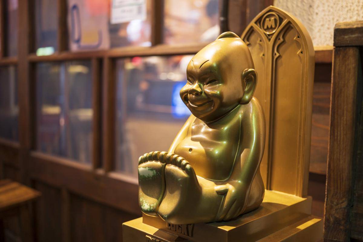 Potret Patung Billiken