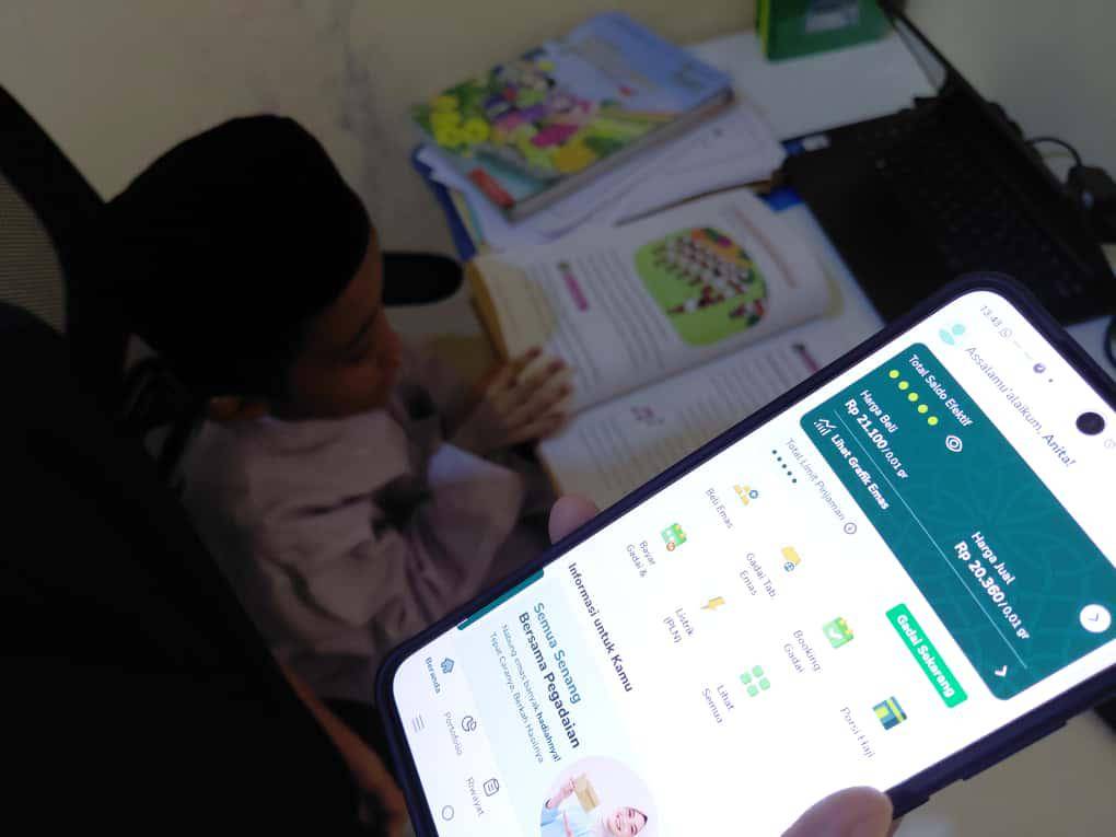 Pegadaian Digital memudahkan masyarakat berinvestasi melalui Tabungan Emas. (IDN Times/Aan Pranata)