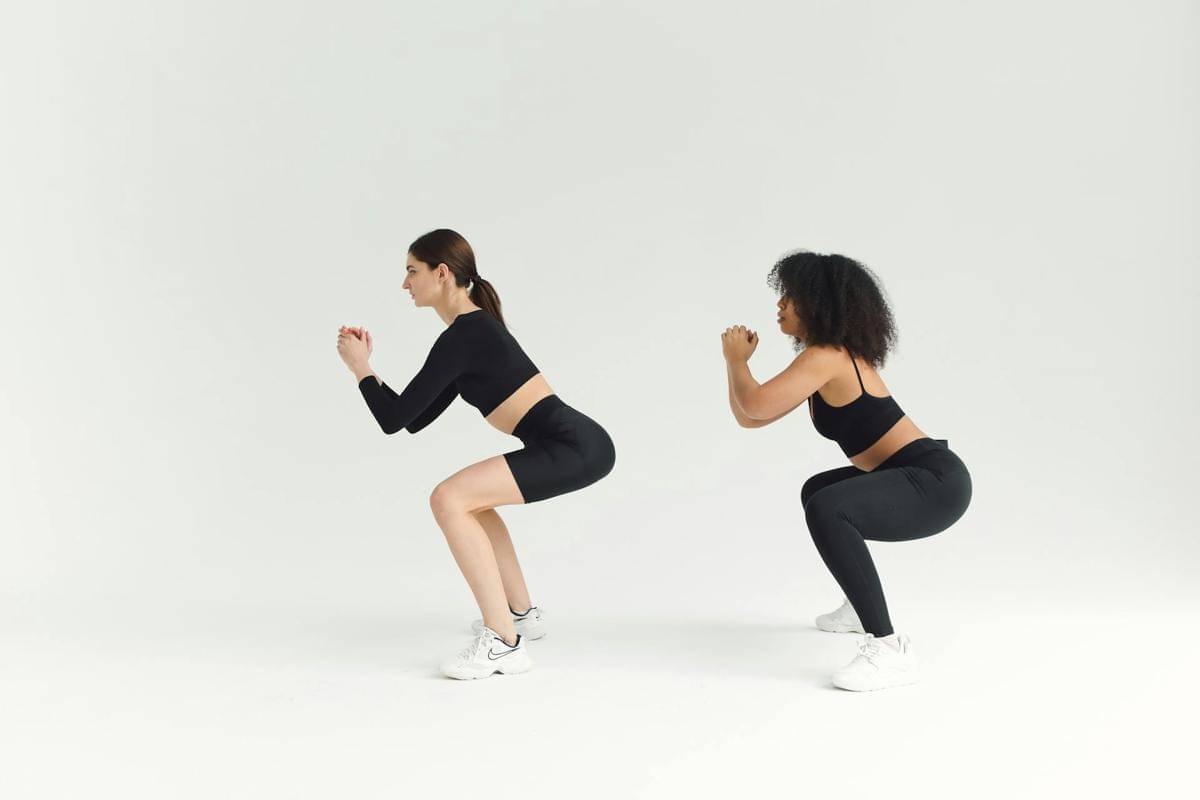 ilustrasi squat (pexels.com/Polina Tankilevitch)
