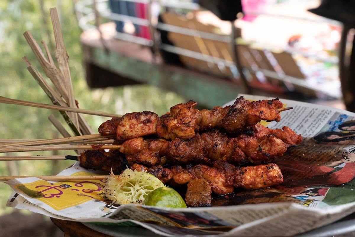 ilustrasi chicken tikka