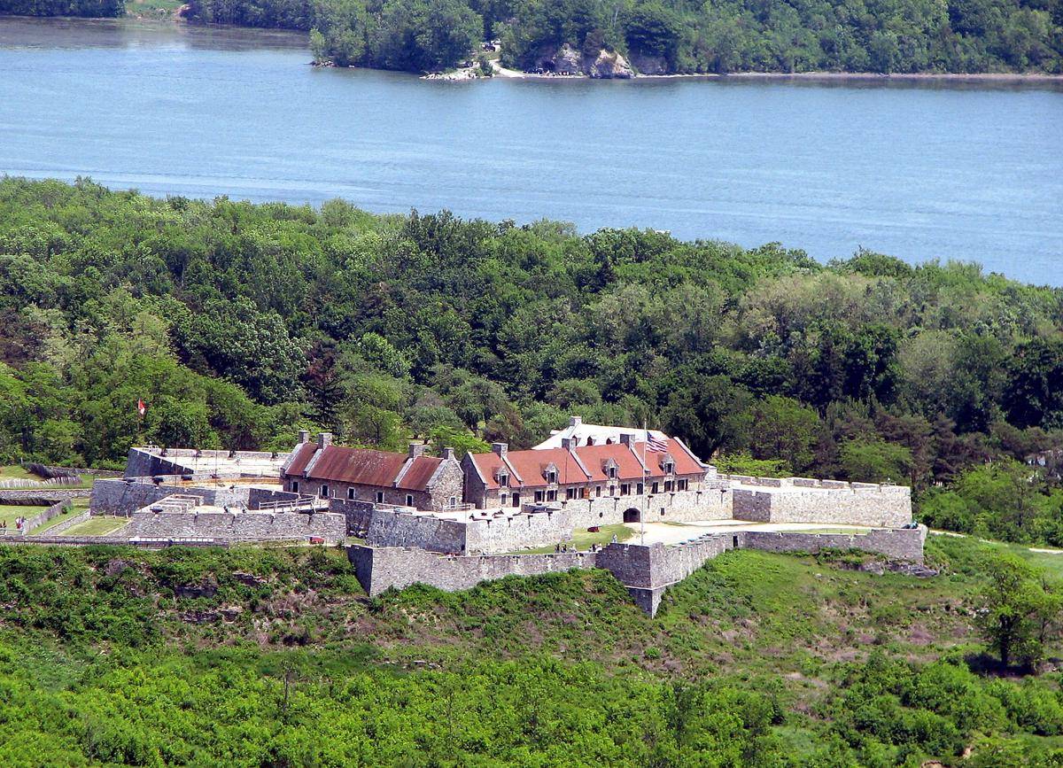 potret Fort Ticonderoga 