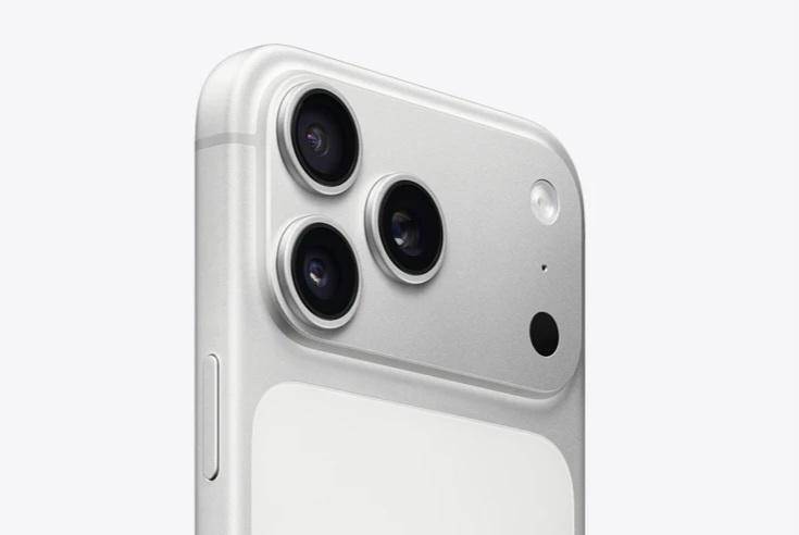 tampilan modul kamera Apple iPhone 17 Pro Max