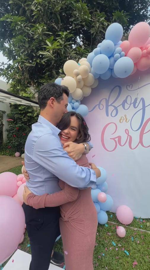 Gender reveal kehamilan Steffi Zamora