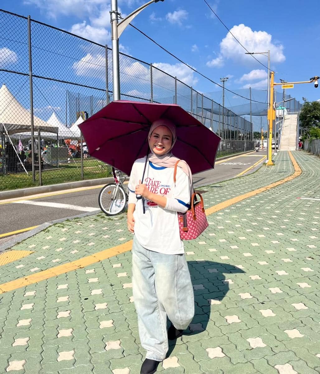 Inspirasi OOTD ala Xaviera Putri