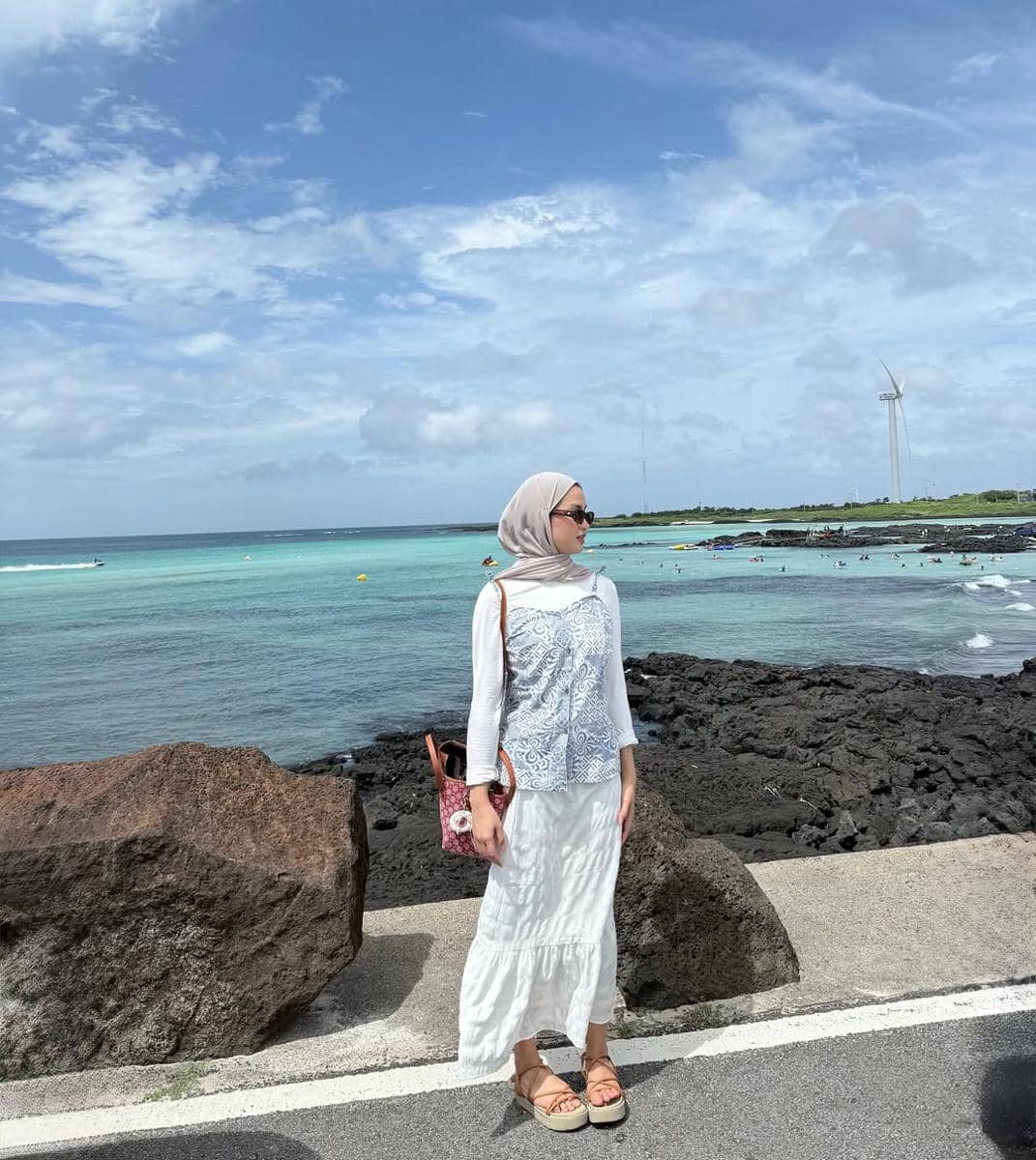 Inspirasi OOTD ala Xaviera Putri