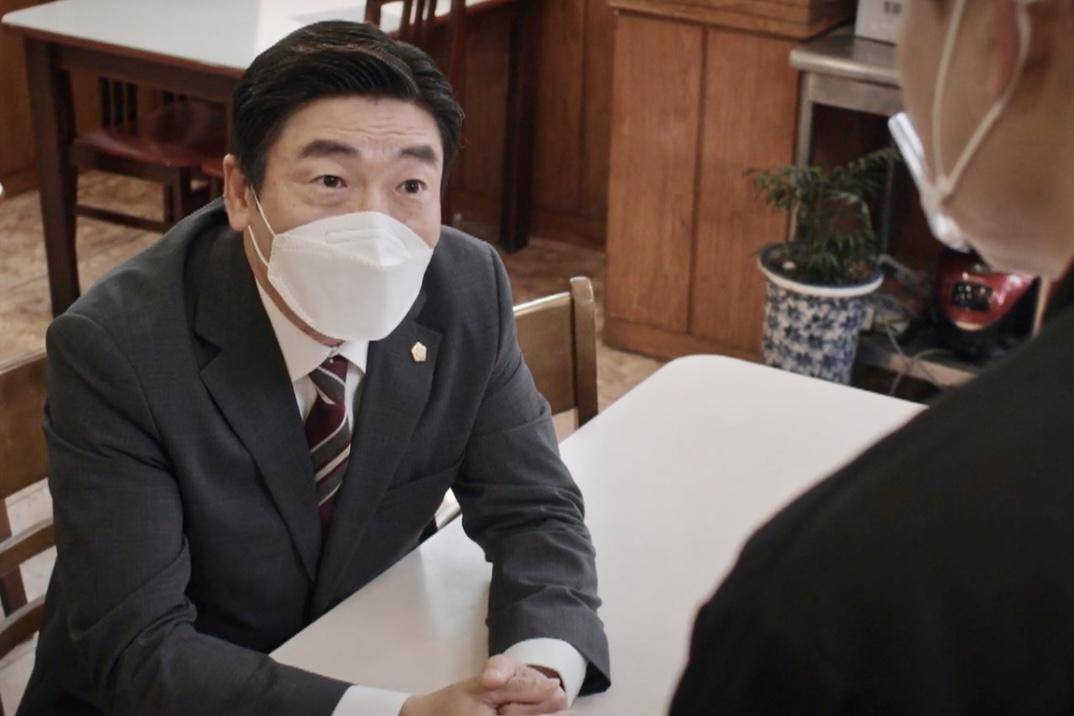 Choi Woong Sik (Park Won Sang) dalam drakor Shin's Project (dok. VIU/Shin's Project) 