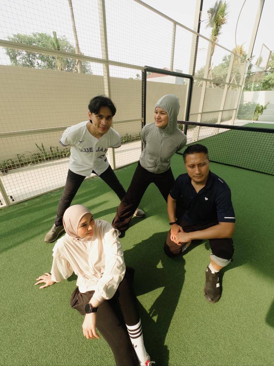 keluarga Arie Untung 