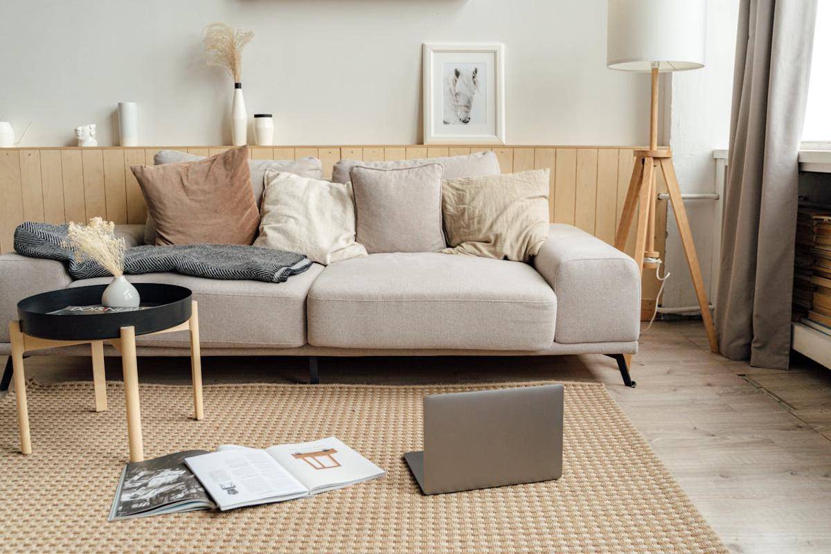 ilustrasi interior minimalis (pexels.com/Antoni Shkraba Studio)