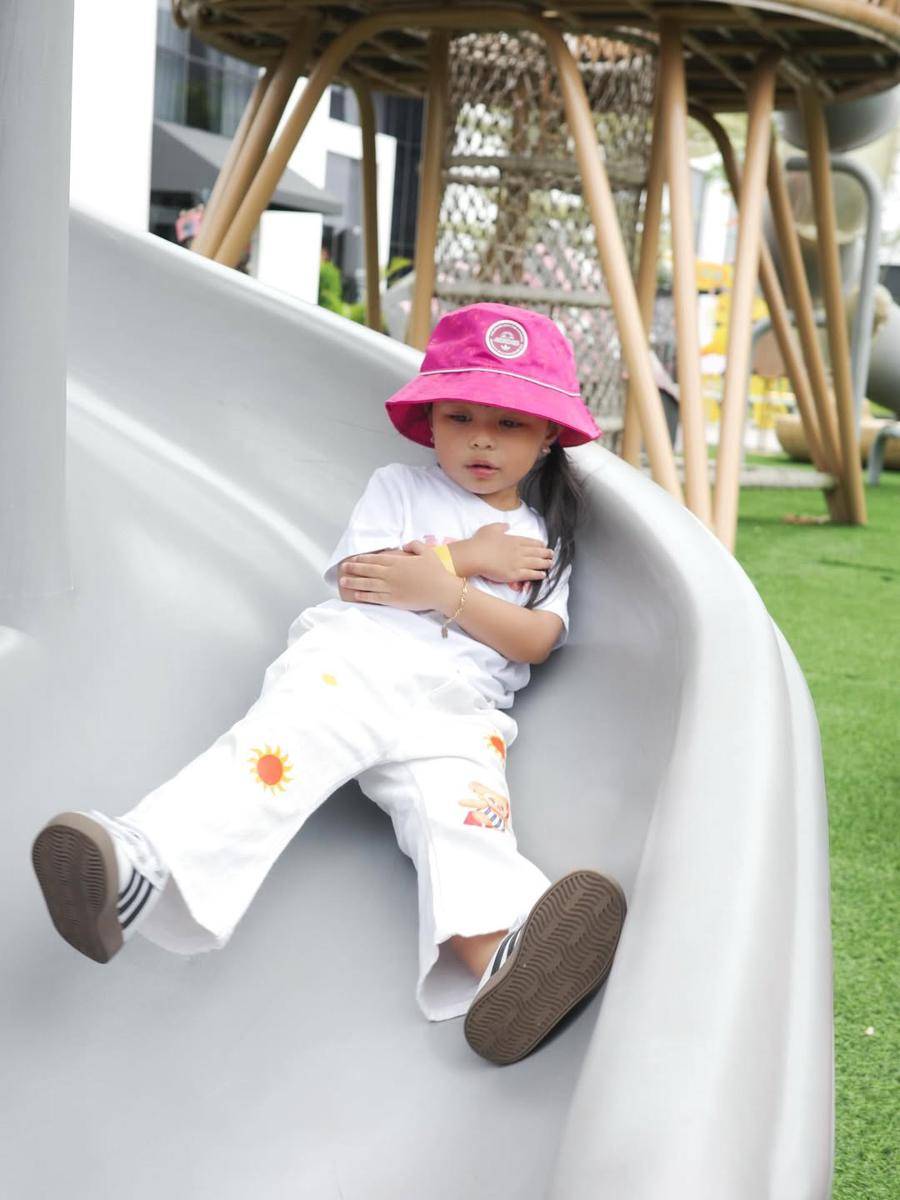 potret Ameena