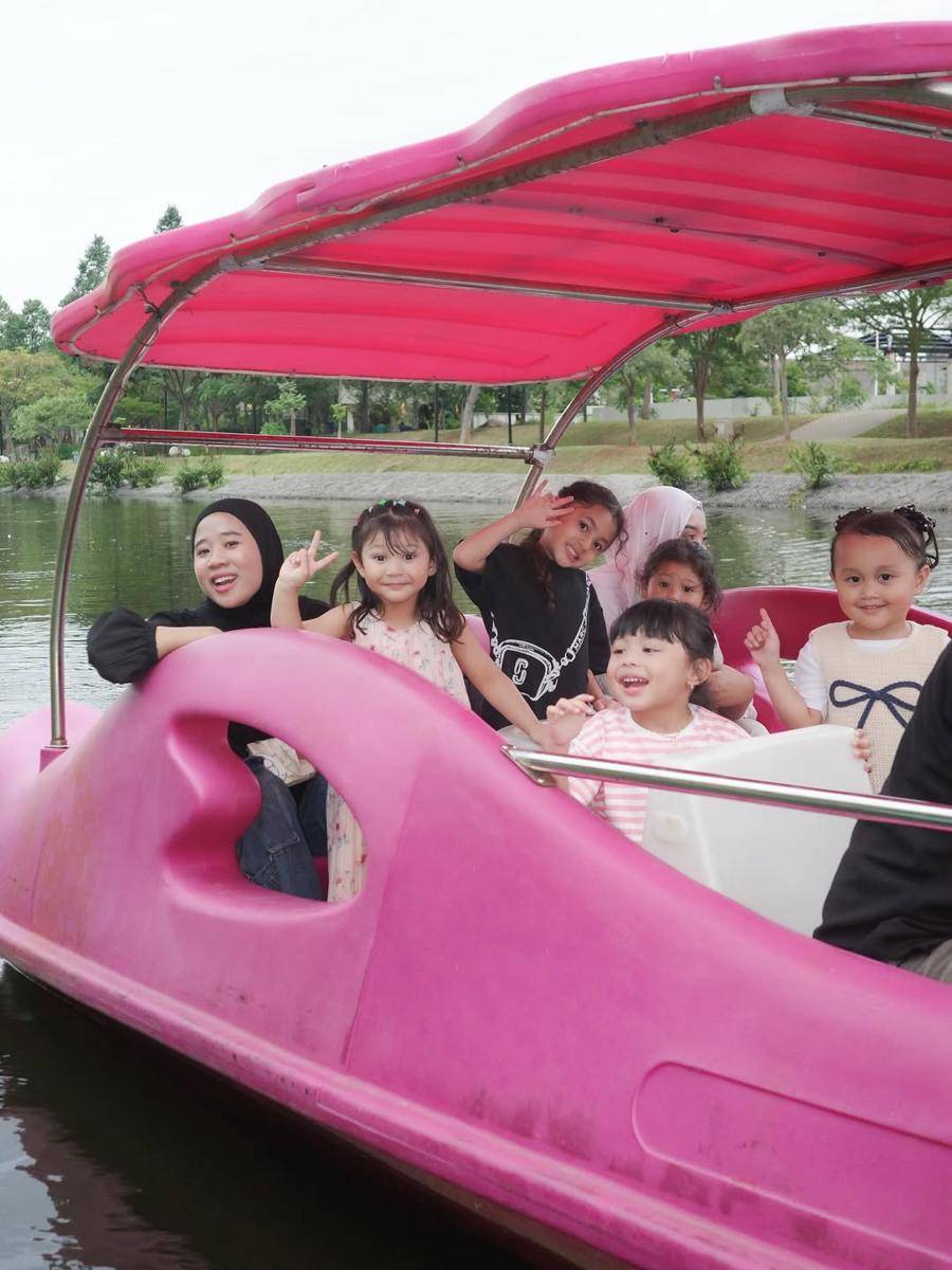 potret Ameena dan sahabat