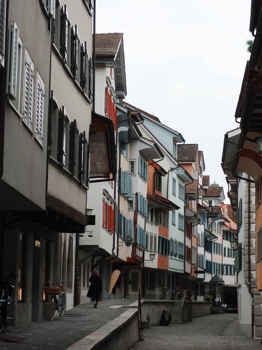 potret Kota Zurich