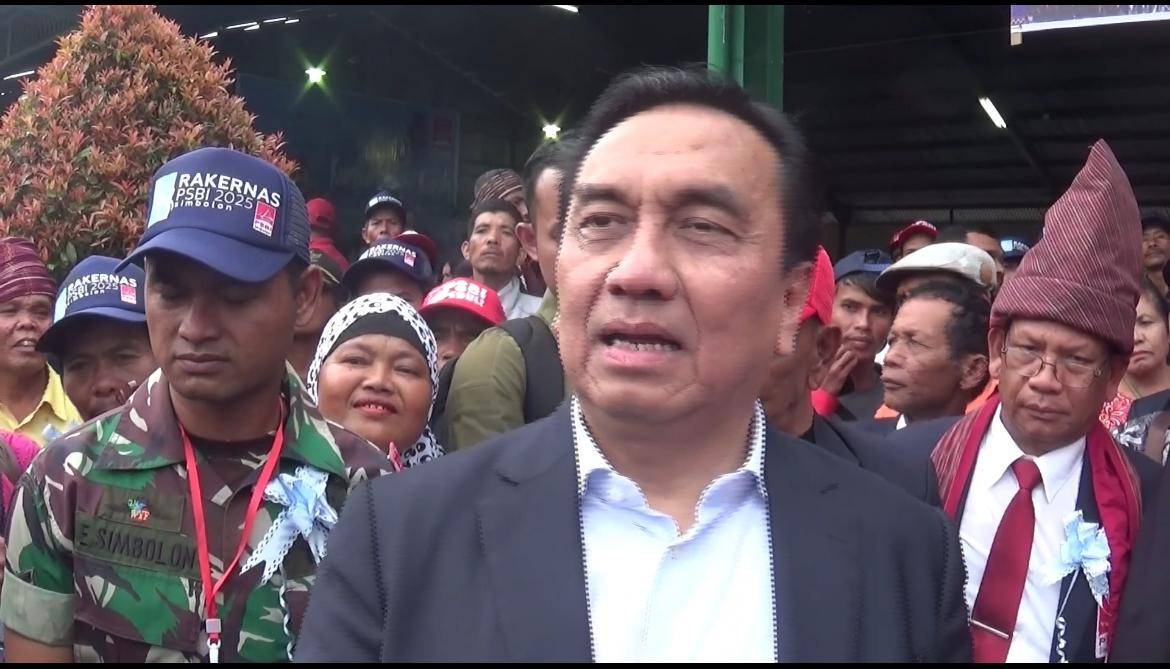 Ketua PSBI Effendi Simbolon saat hadir ke Dairi (dok.istimewa)