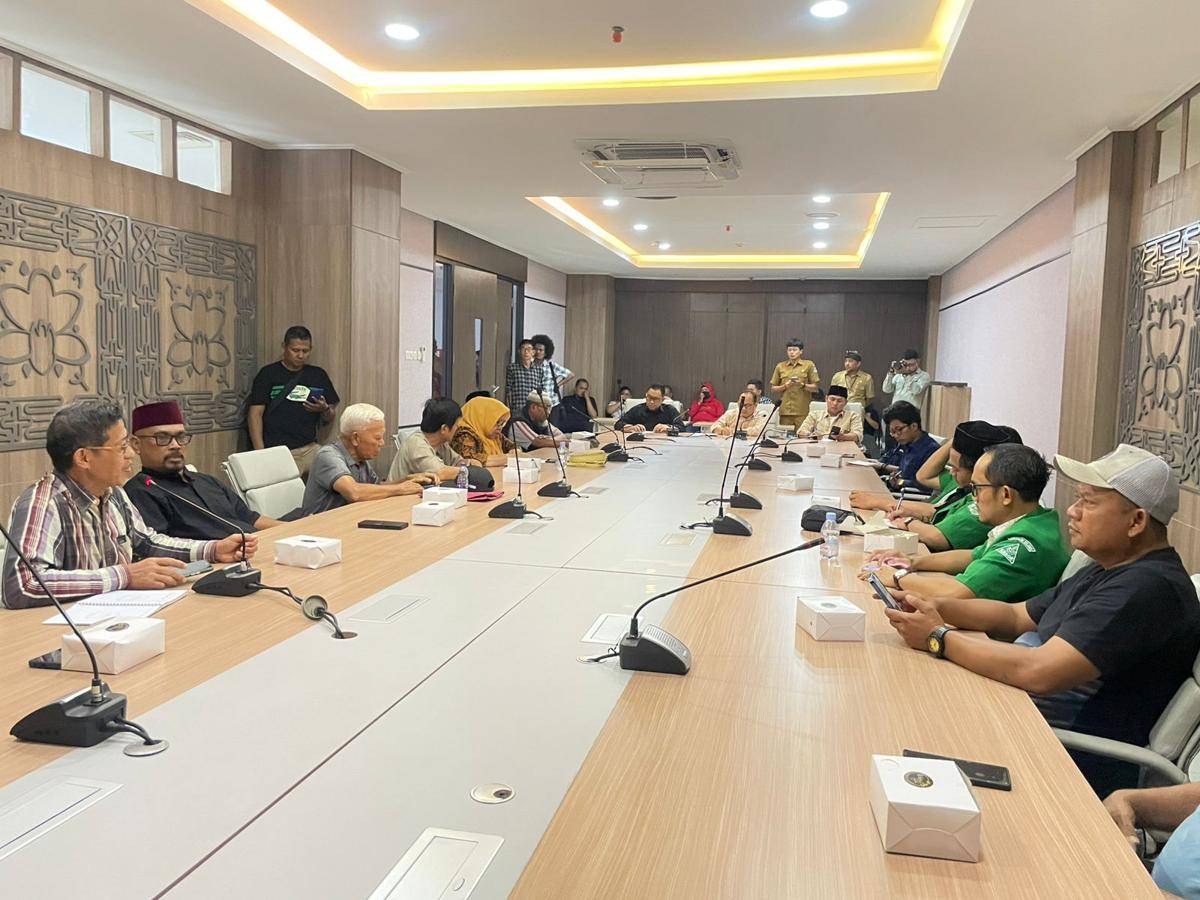 Warga Tangsel ngadu ke DPRD terkait penutupan jalan oleh BRIN 