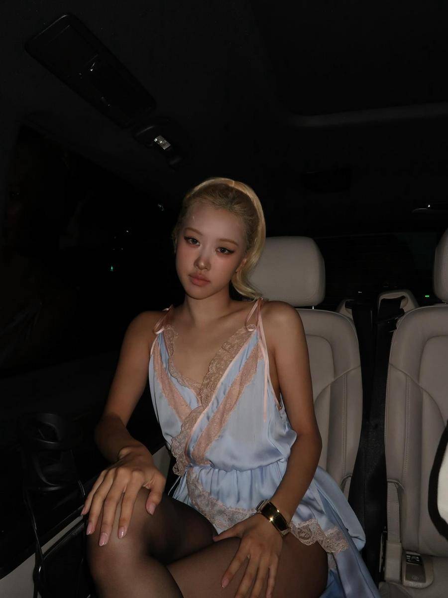 Rose BLACKPINK