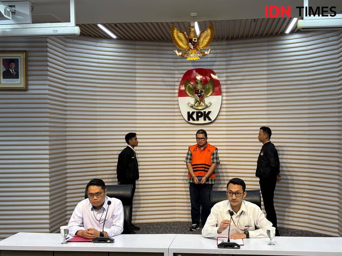 Eks Dirut PGN Hendi Prio Santoso Ditahan KPK (IDN Times/Aryodamar)