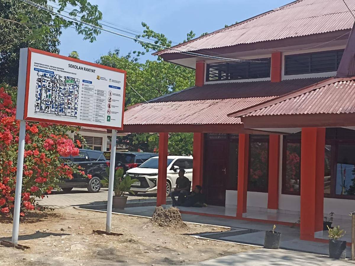 Anggaran MBG dianggap melanggar konstitusi, karena mengurangi anggaran pendidikan.