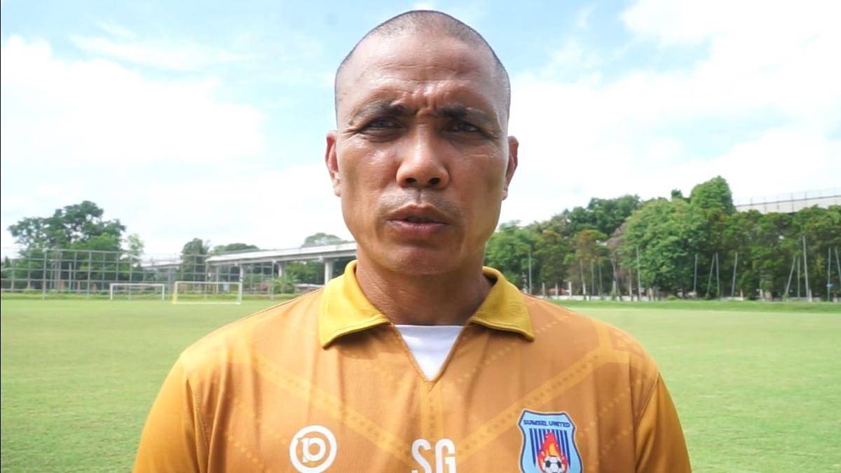 Pelatih Kiper Sumsel United S. Gultom