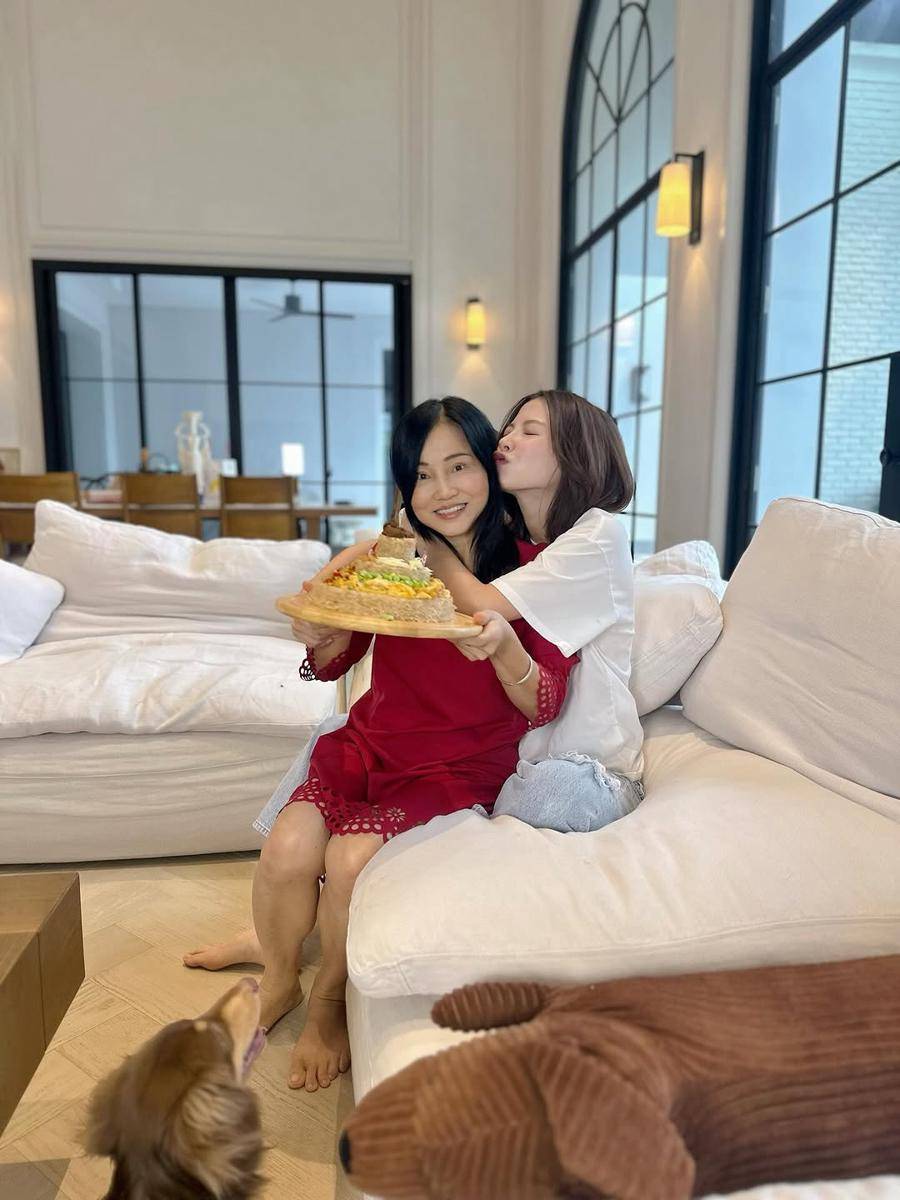 potret ulang tahun Baifern Pimchanok (instagram.com/baifernbah)