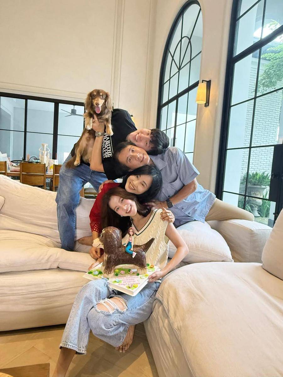 potret ulang tahun Baifern Pimchanok (instagram.com/baifernbah)