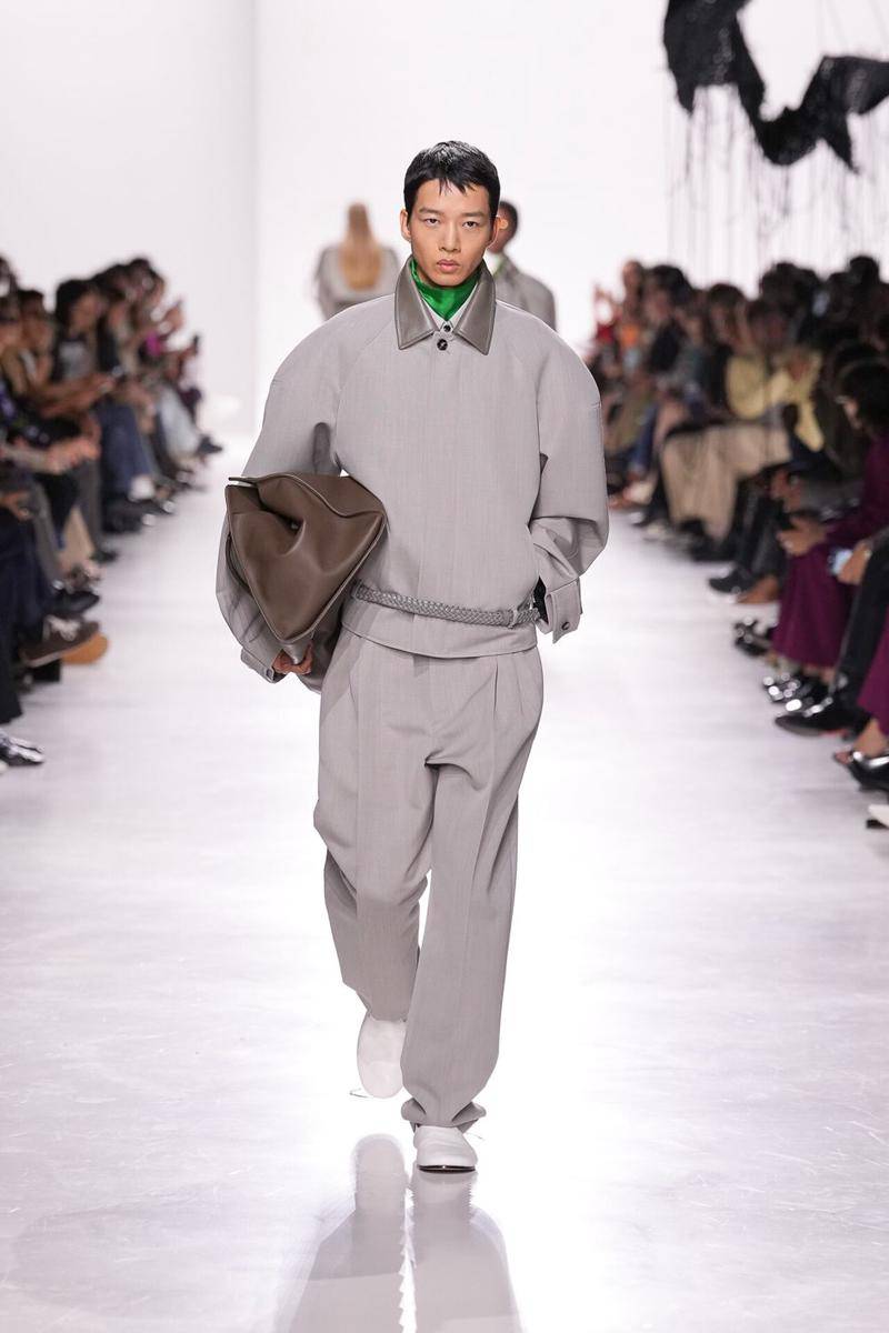 Koleksi Bottega Veneta S/S '26 di Milan Fashion Week (dok. Bottega Veneta)