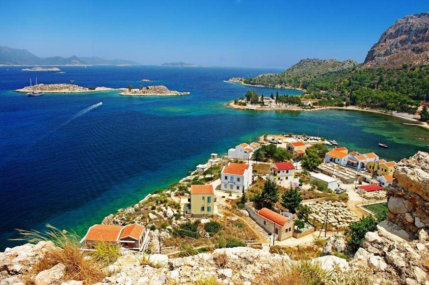 Potret Pulau Kastellorizo (unsplash.com/Yannis Cotsonis)  