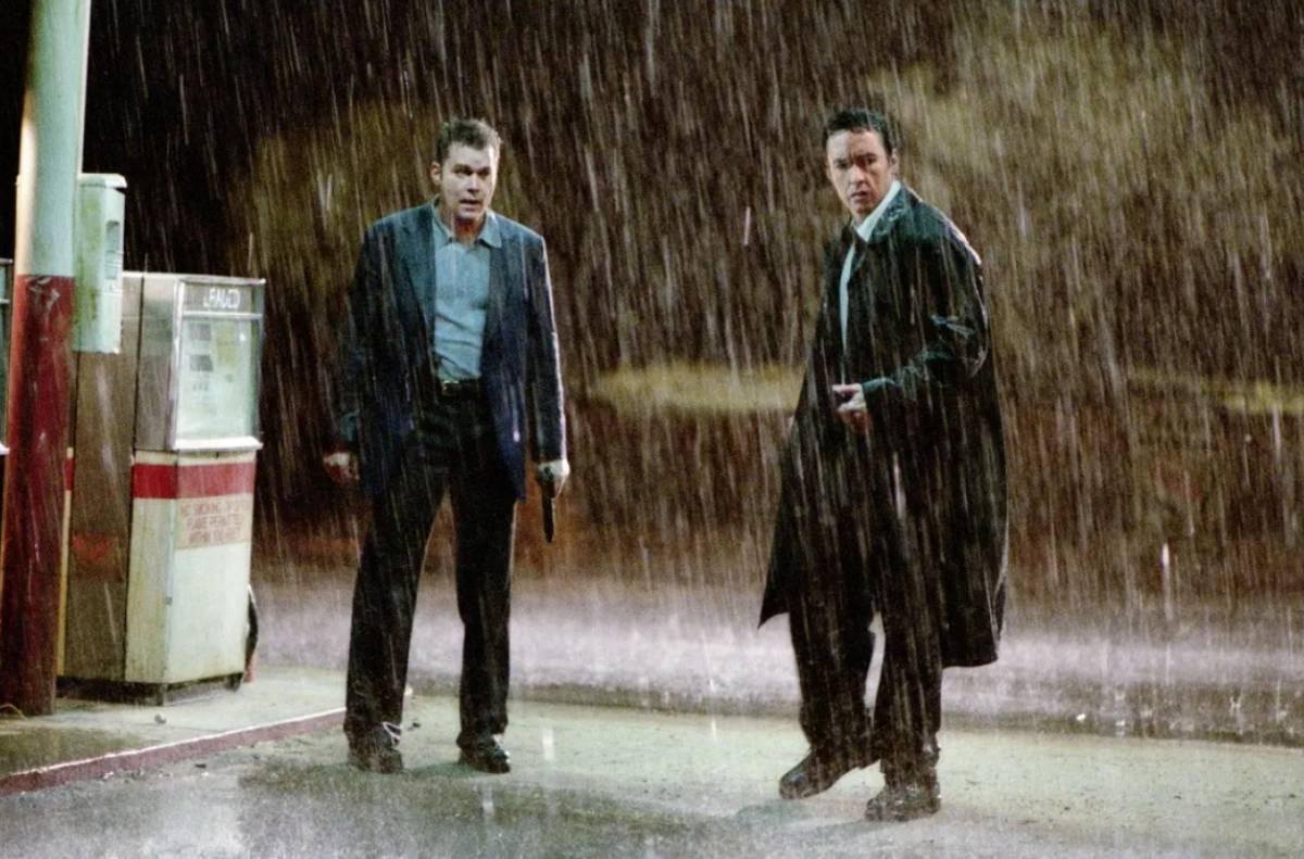 Identity (dok. Columbia Pictures/Identity)