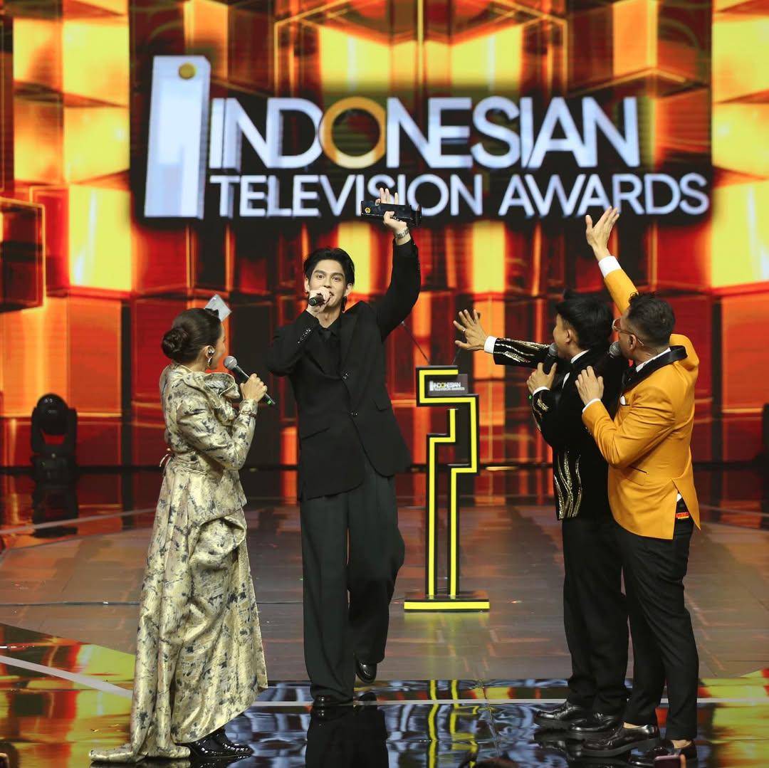 Penampilan Bright di Indonesian Television Awards 2025
