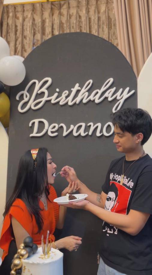 Ulang Tahun ke-23 Devano (Instagram.com/isdadahlia)