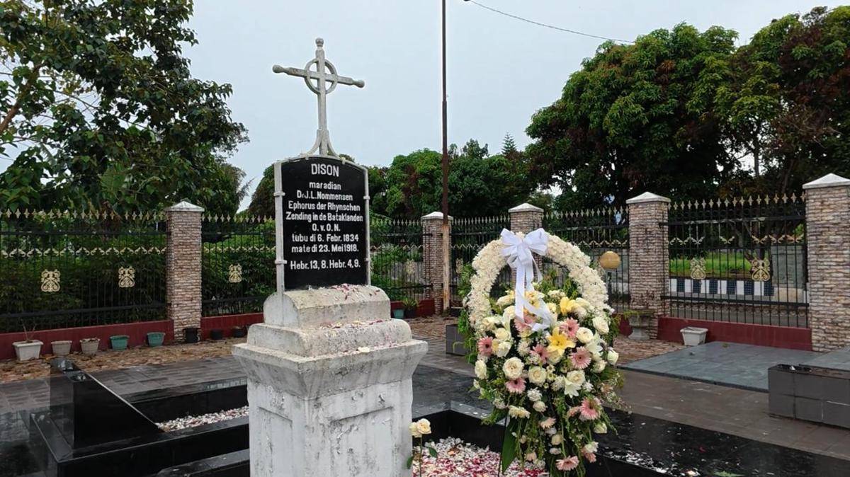 Makan missionaris Dr I L Nommensen di Kabupaten Toba (dok.istimewa)