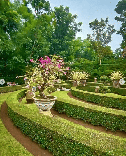 The Le Hu Garden wisata di Medan