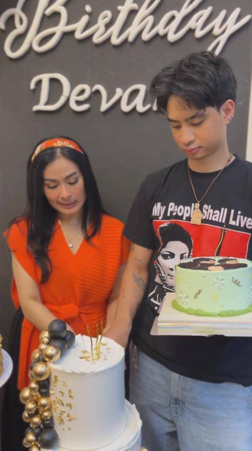 Ulang Tahun ke-23 Devano (Instagram.com/isdadahlia)