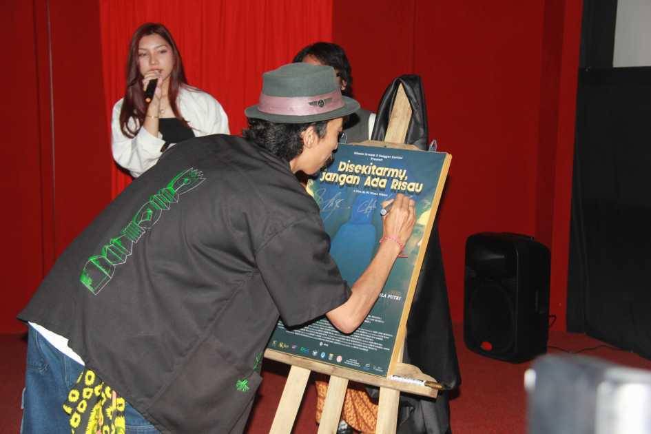 (Pemkot) Metro Apresiasi Pemutaran Perdana Film Pendek Edukasi Berjudul Jangan Ada Risau di Sekitarmu yang Berlangsung di Bioskop BES Cinema Metro