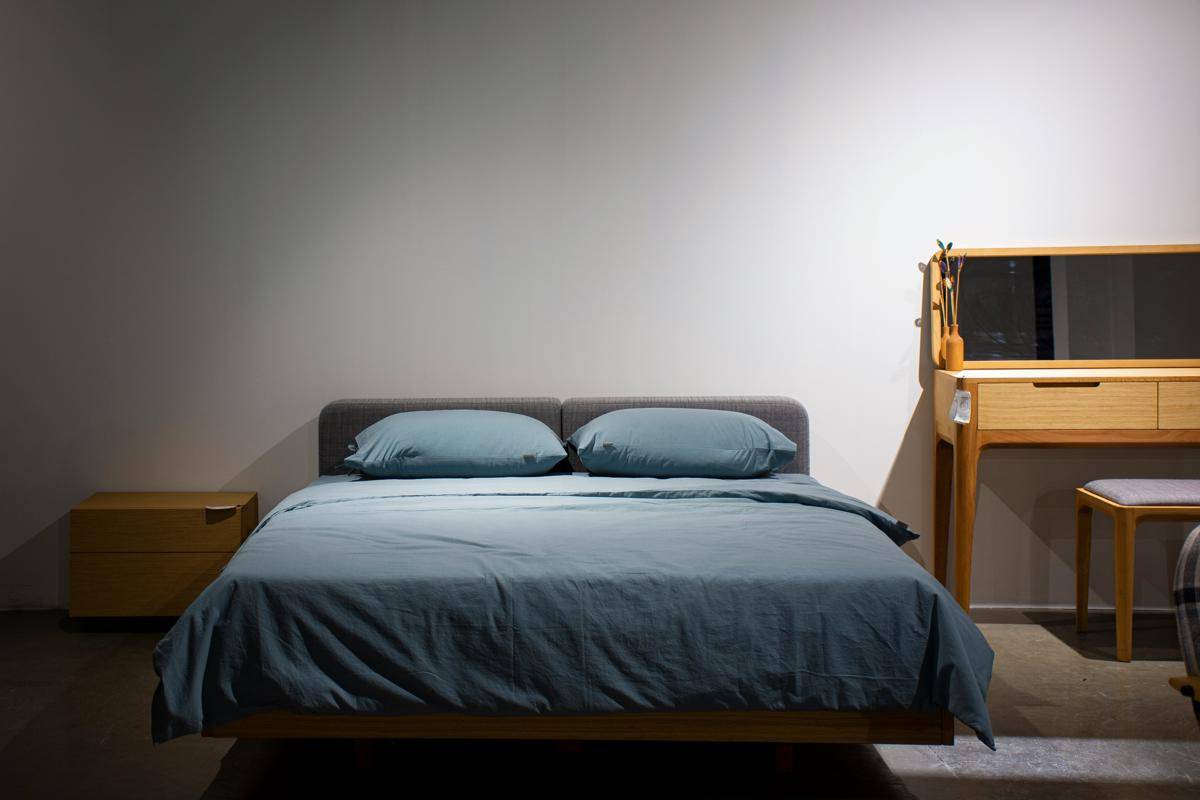ilustrasi kamar tidur (unsplash.com/amir gorji)