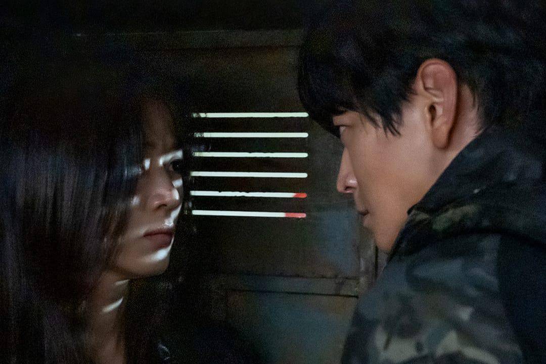 still cut drama Tempest. (instagram.com/disneypluskr) 