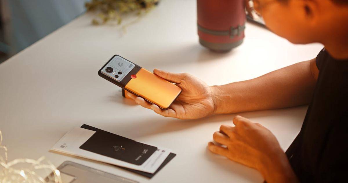 ilustrasi smartphone baru 