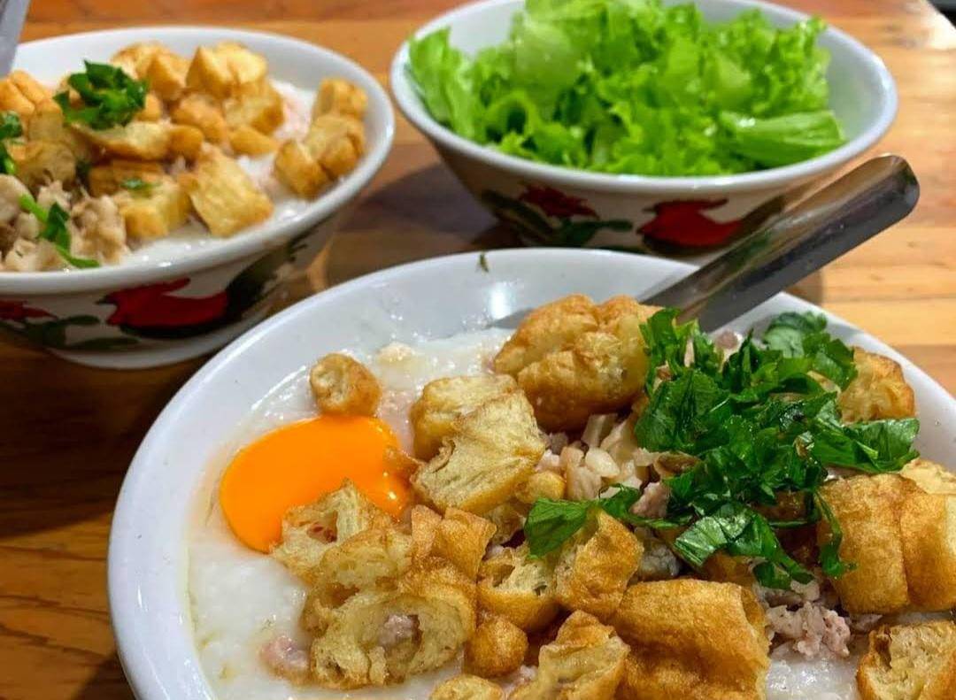 Bubur Ayam Ko Iyo (google.com/maps/Desy Sekar)