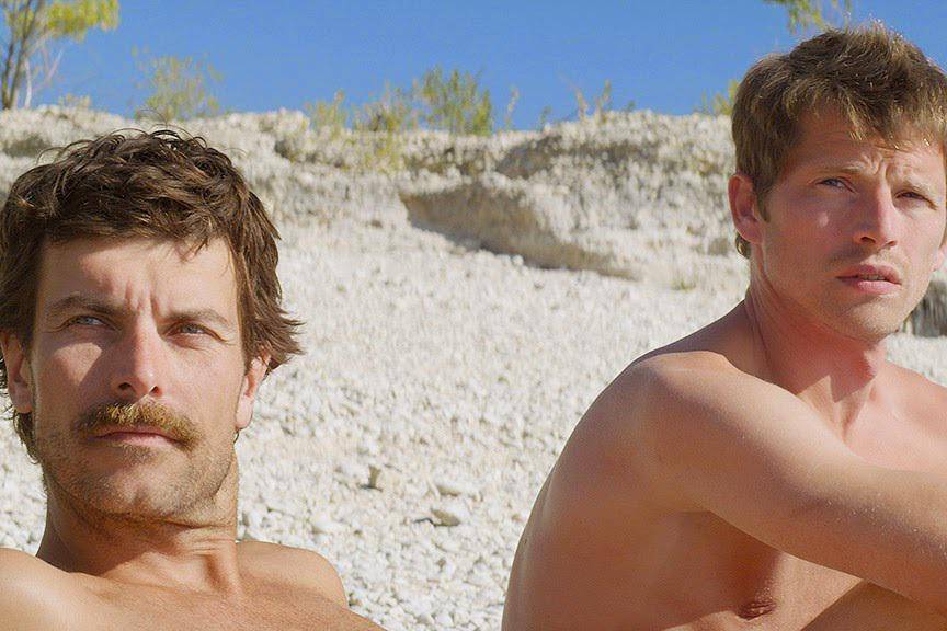 adegan dalam film Stranger by the Lake. (dok. Arte France Cinema/Stranger by the Lake)