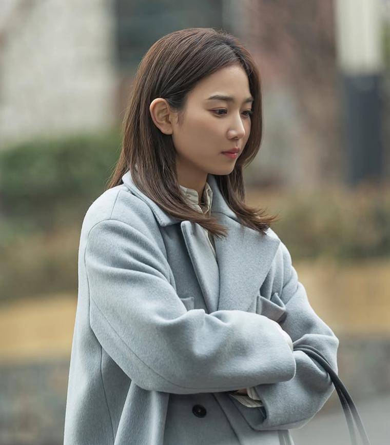 Jang Hee Ryung di The Witch (instagram.com/goghoststudio)