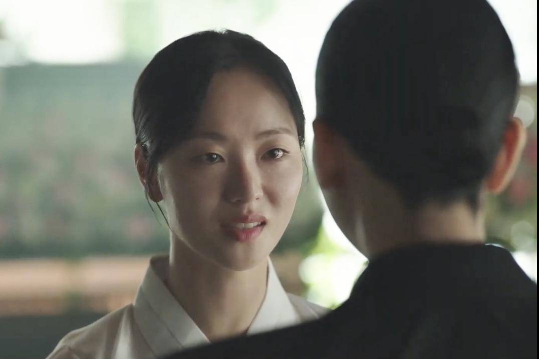 Kim Yeong Ran (Jeon Yeo Been) dalam drakor Ms. Incognito (dok. Vidio/Ms. Incognito)