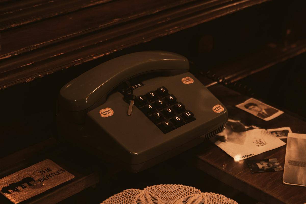 ilustrasi telepon