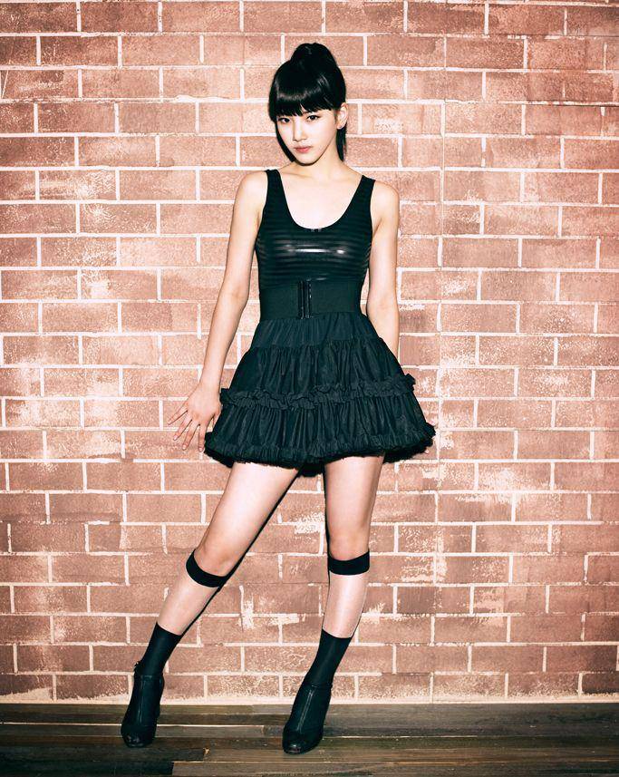 Suzy saat menjadi idol bersama Miss A (dok. JYP Entertainment)